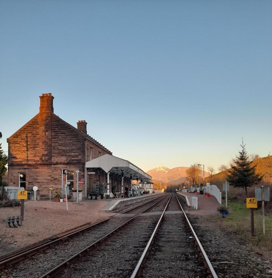 Dalmally Railway Station, Loch Awe Stronmilchan ภายนอก รูปภาพ